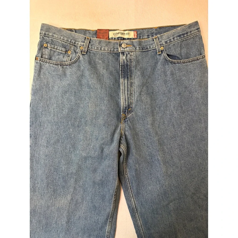 Vintage Levis 560 Comfort Fit Jeans Mens 42x32 Medium Wash Loose Tapered Denim